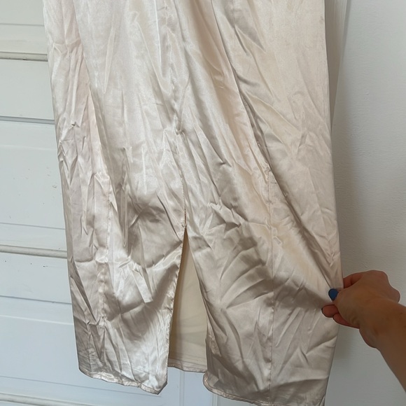 Lena size small dress champagne (close to cream) worn once DRY CLEANED - Picture 4 of 6